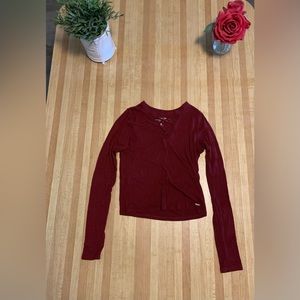 Hollister burgundy long sleeve top (XS)